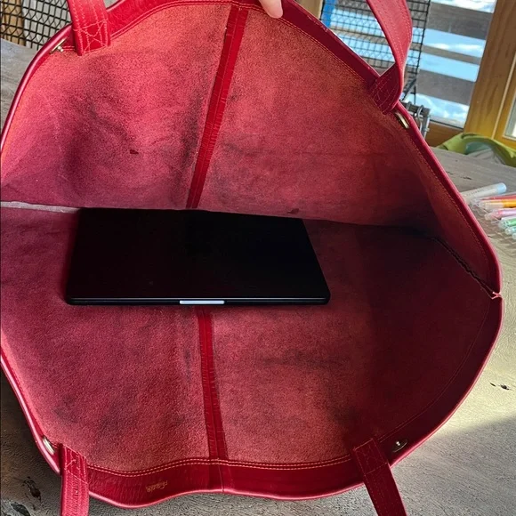 Crouch & Fitzgerald New York Oversized Red Leather Tote - Picture 14 of 17